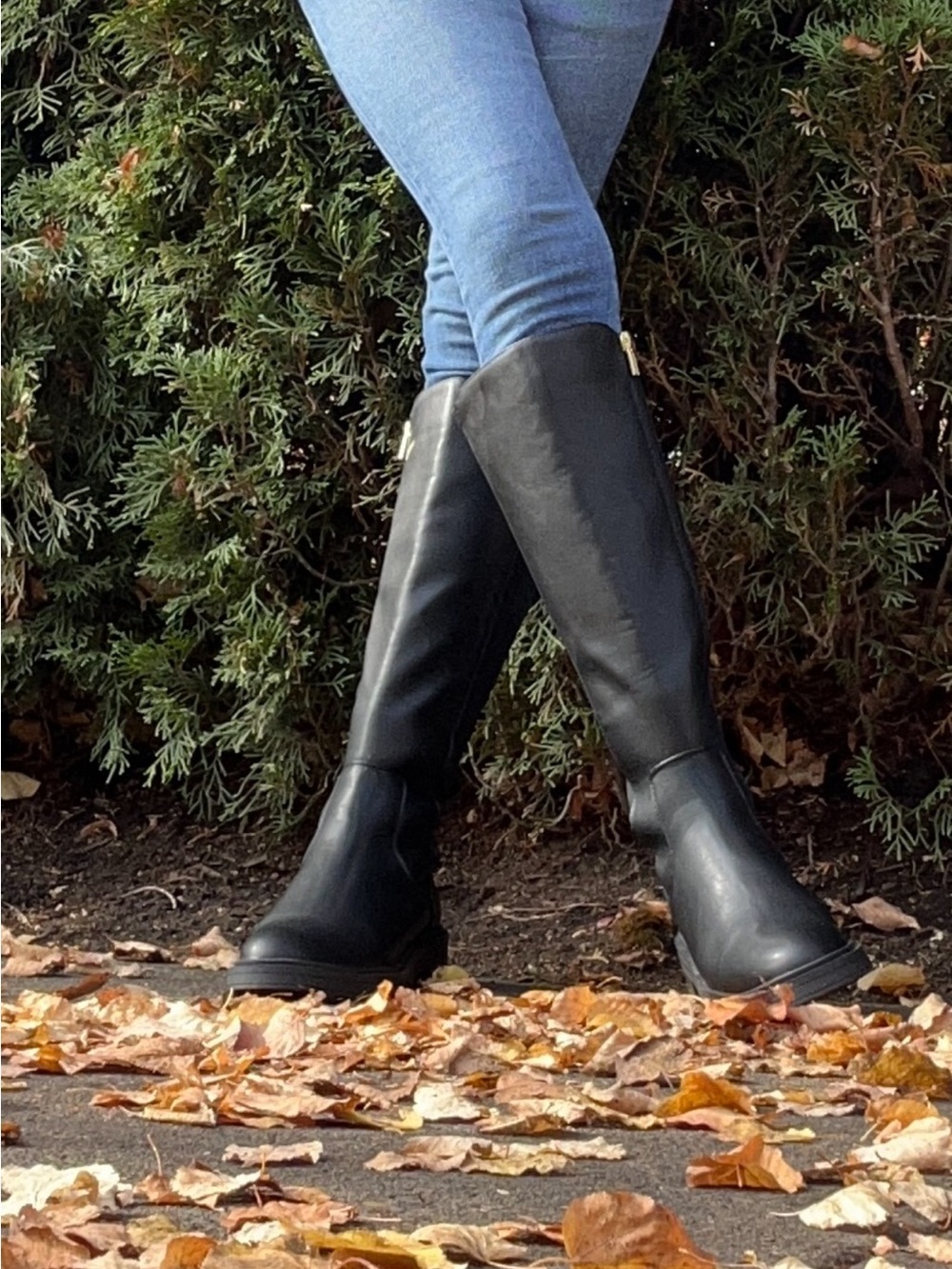 Classic Black Knee-High Leather Boots - Reaction by Kennet Cole